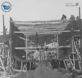 Construcción de la sección transversal de un barco en el Astillero de San Felipe